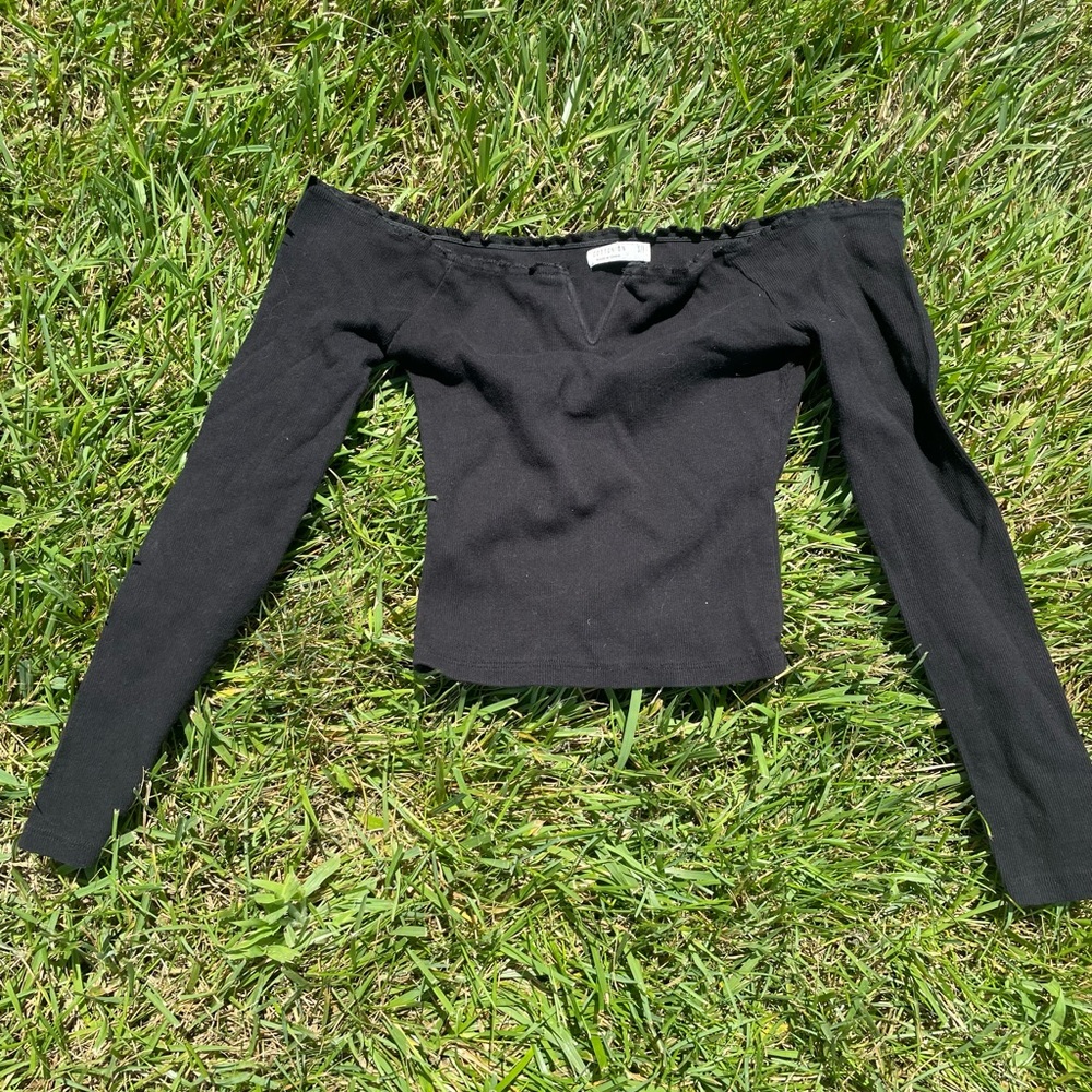 black off the shoulder long sleeve crop top Cotton On